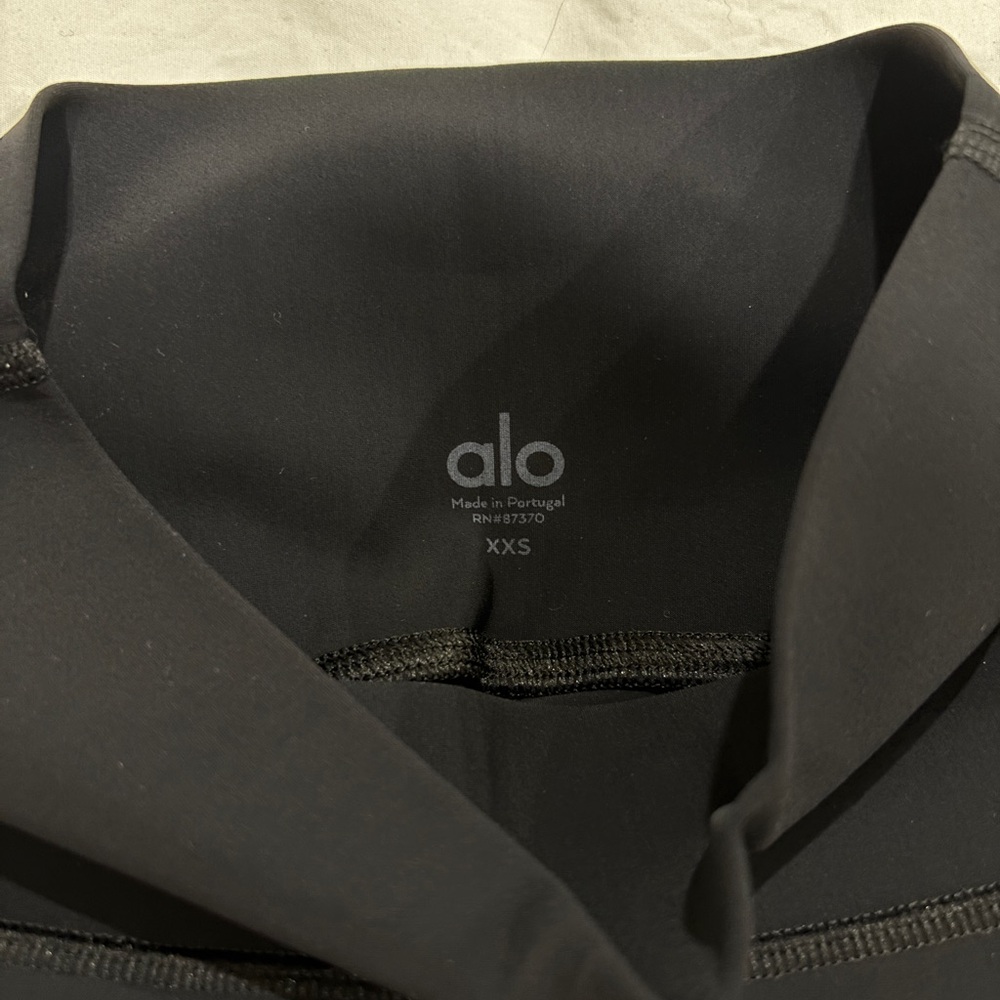 Alo Black Athletic black leggings XXS